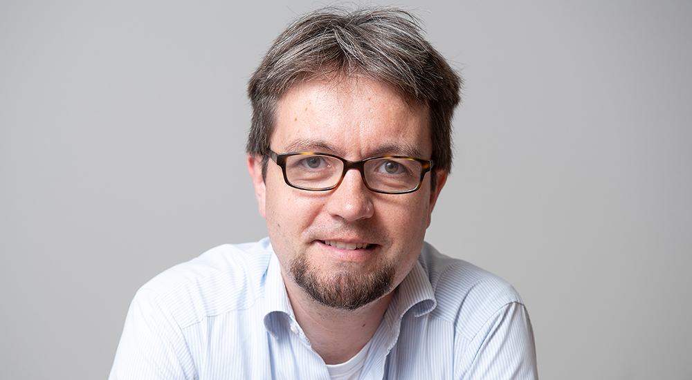 Photo of Professor dr Joachim Hüffmeier