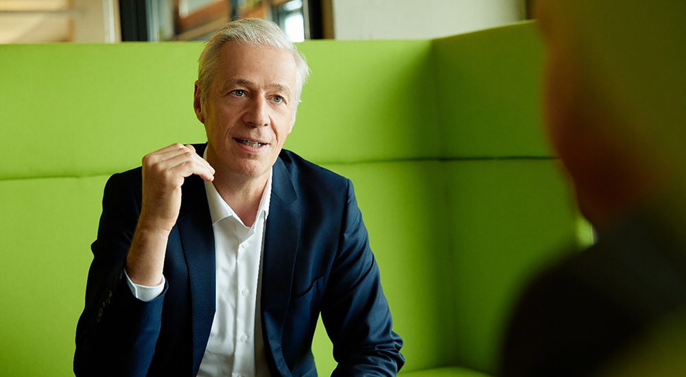 Photo of Professor Dr. Klaus Tochtermann